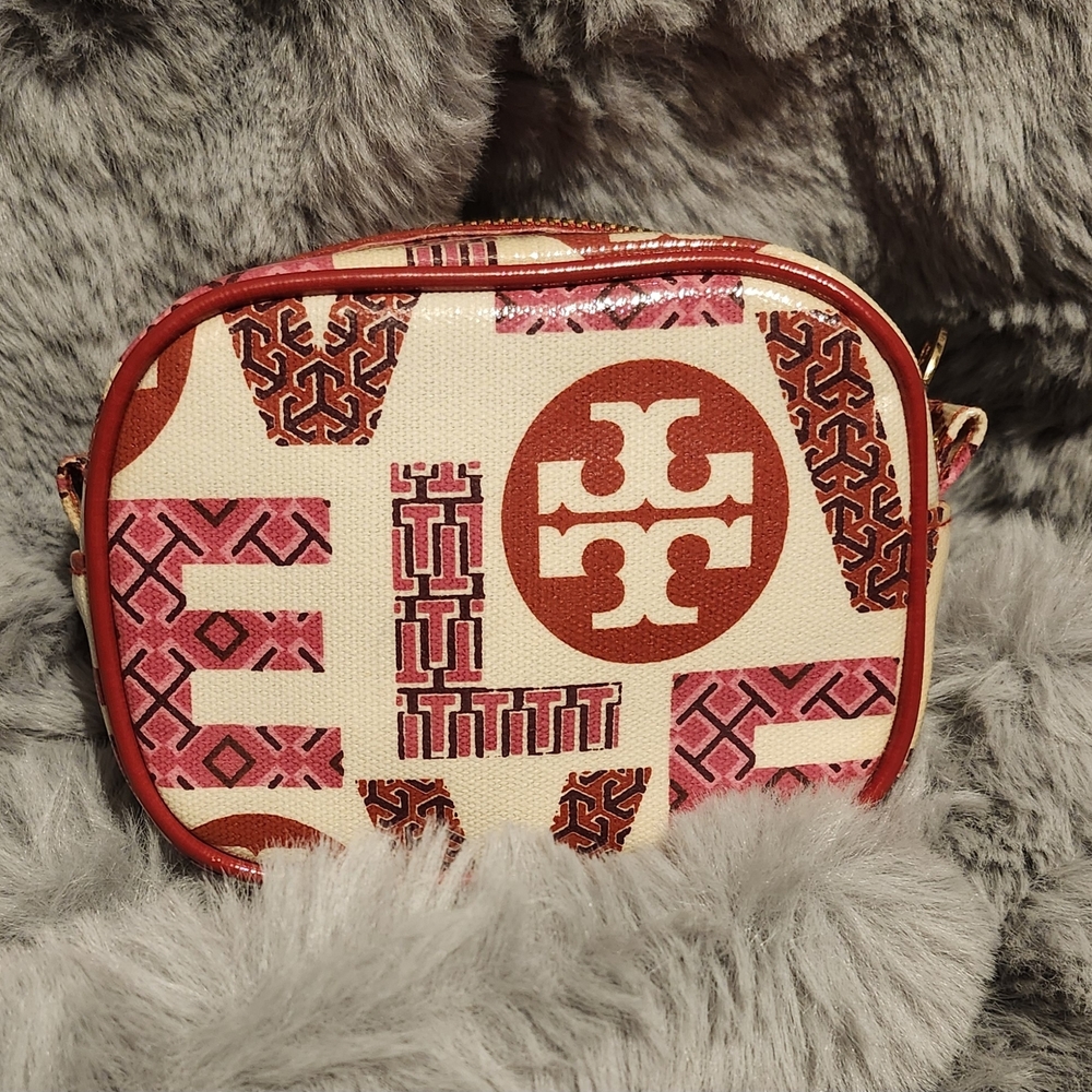 Tory Burch Cosmetic Case